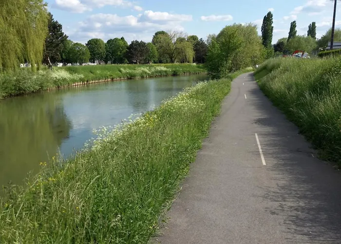 Appartement, 2eme Etage Avec Piscine Partagee